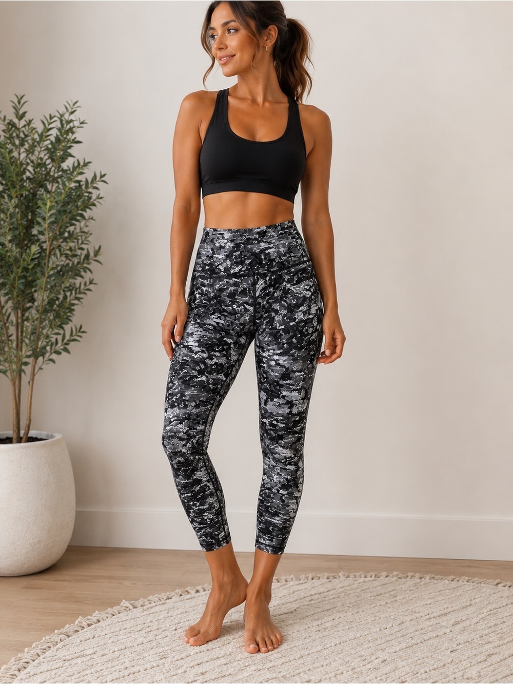 Lululemon High-Rise Printed Leggings | Black & Grey | Size 8